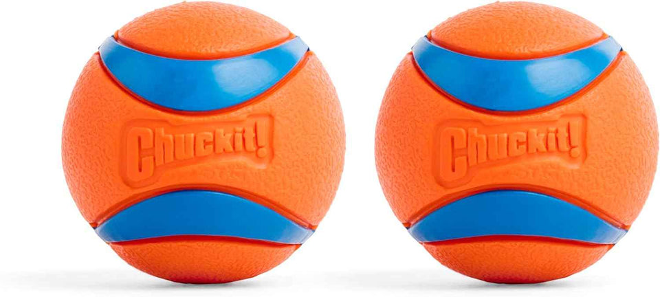 chuckit ultra ball dog toy - medium bouncy fetch balls for dogs 20-60 lbs - made from durable rubber